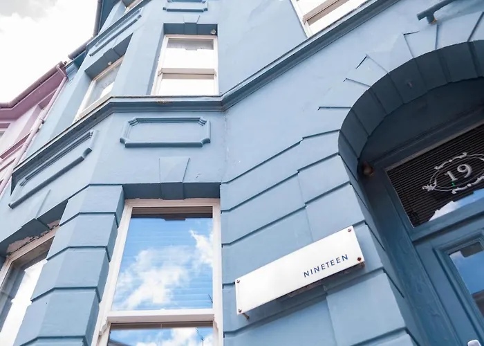 Hotel Nineteen